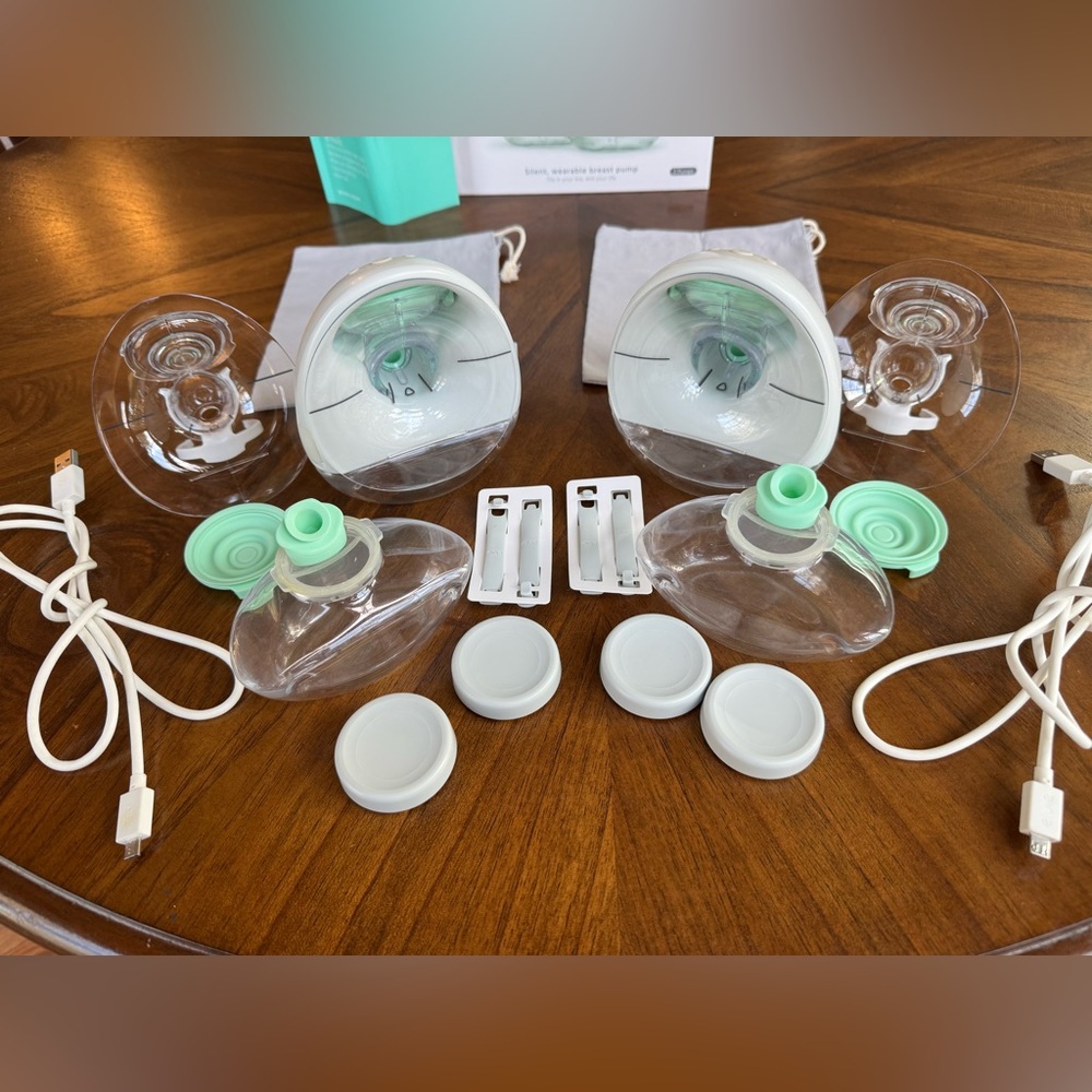 Elvie Silent Wearable Double Breastpump - Picture 6 of 8